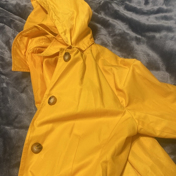 Michael Kors, light weight, yellow, hooded coat, size XL - Picture 6 of 7